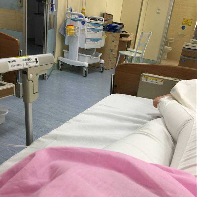 包生男孩供卵，深圳试管公立医院排名：深圳做第三代试管婴儿费用大约多少钱？